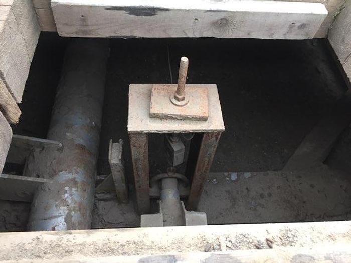 Used 1988 Western Truck Scale