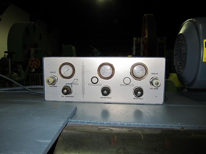 Used DIEHL MOULDER TFM-68 4” X 8” - Six (6) Head 