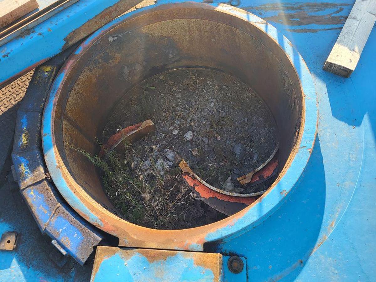 Used VKB 36" RH KODIAK DEBARKER