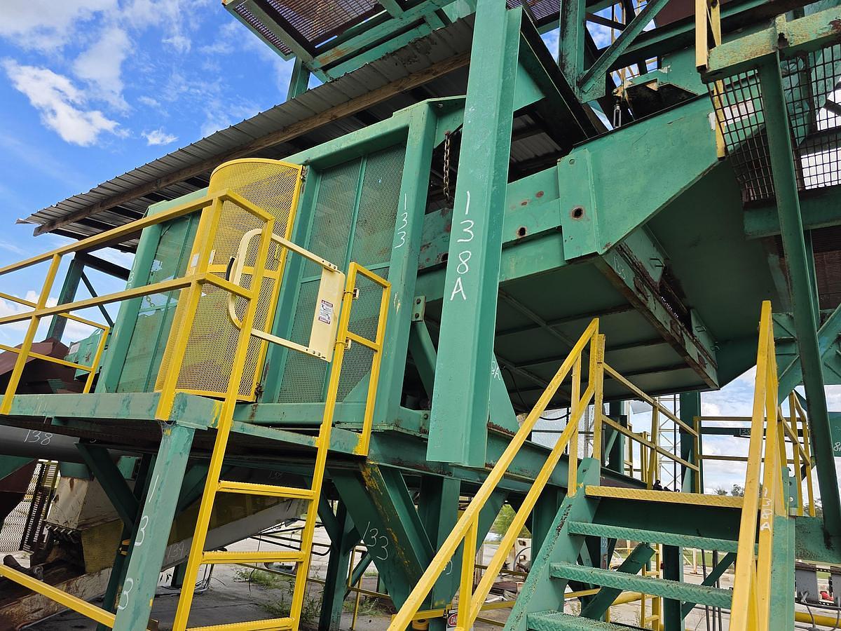 Used Acrowood 12×20 Chip Screen