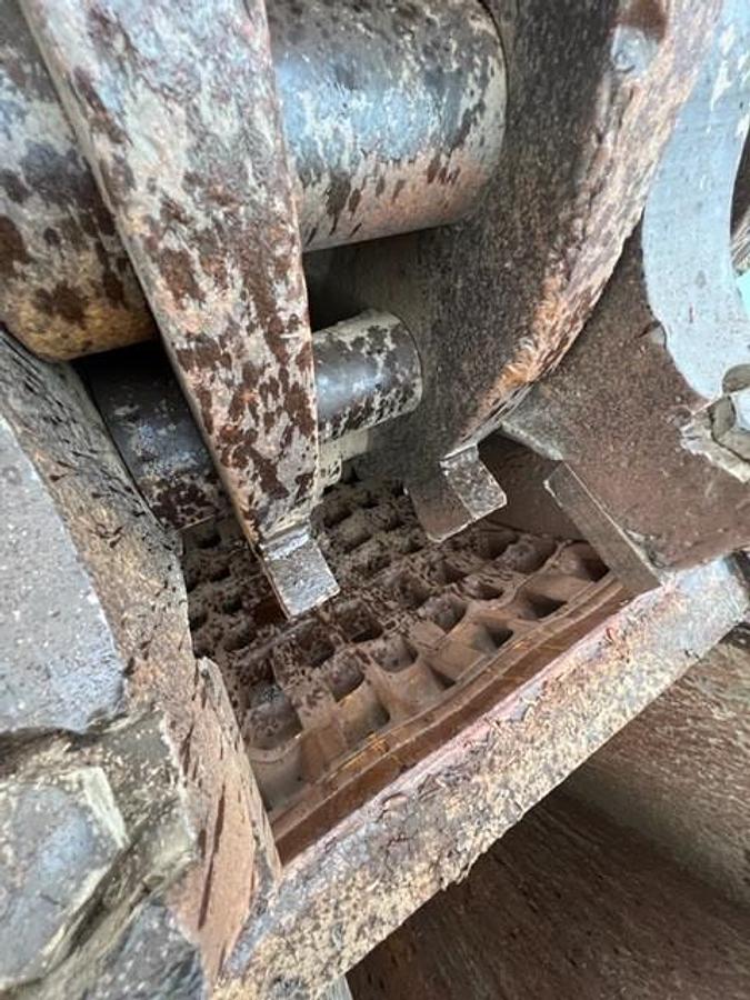 Used WEST SALEM MACHINERY 5472BH HORIZONTAL GRINDER SYSTEM