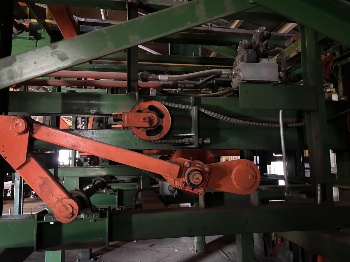 Used PLANERMILL STACKER - 16 FOOT