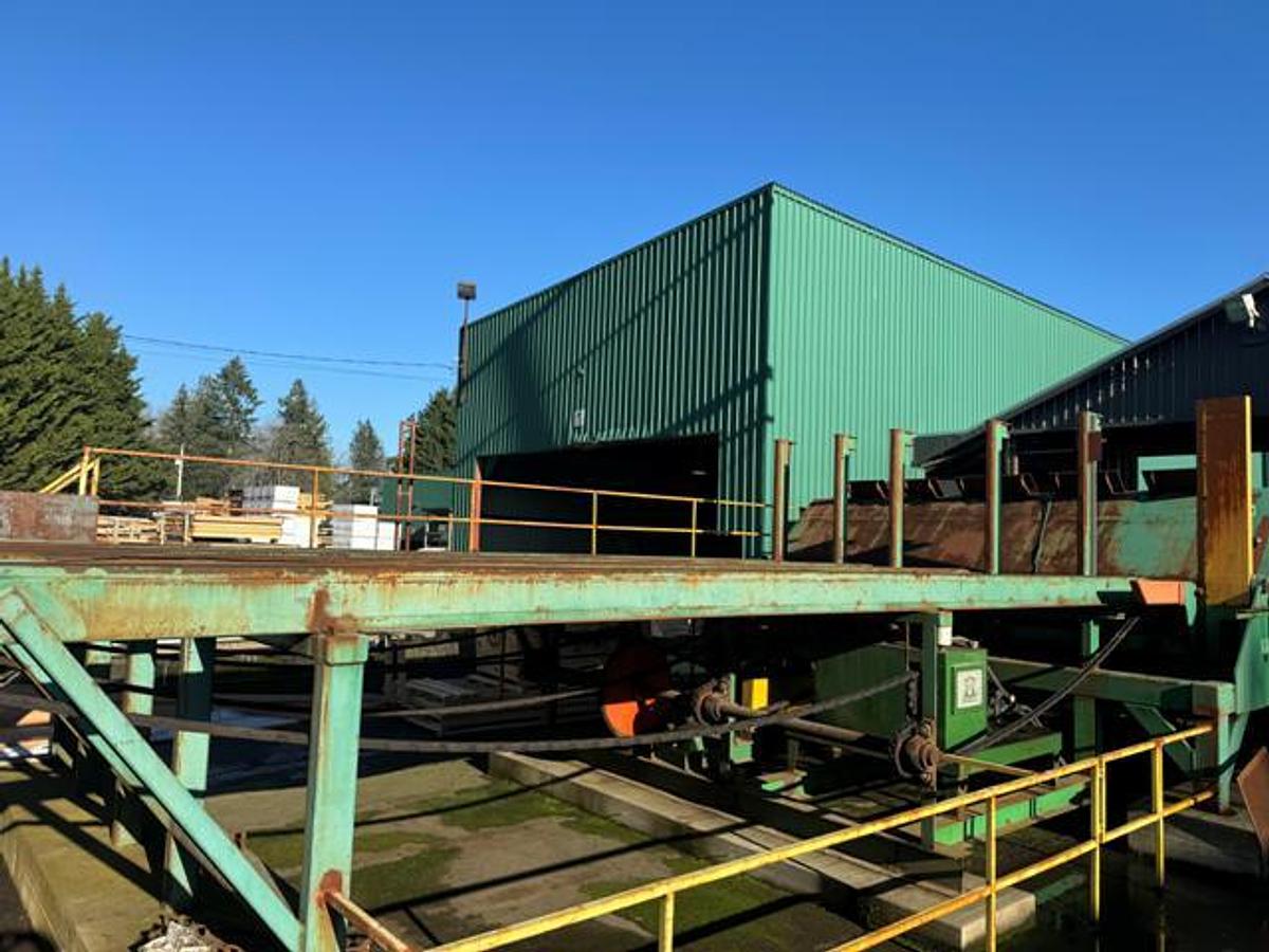 Used TILT HOIST / STACKER SYSTEM