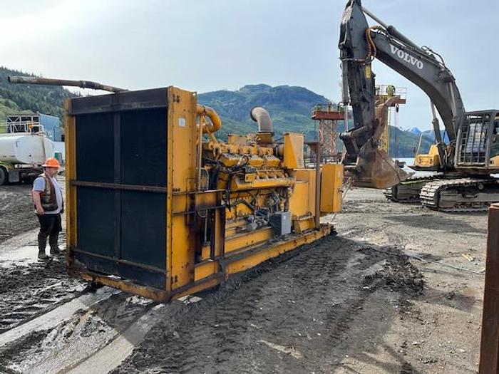 Used CAT GENSET 900KW