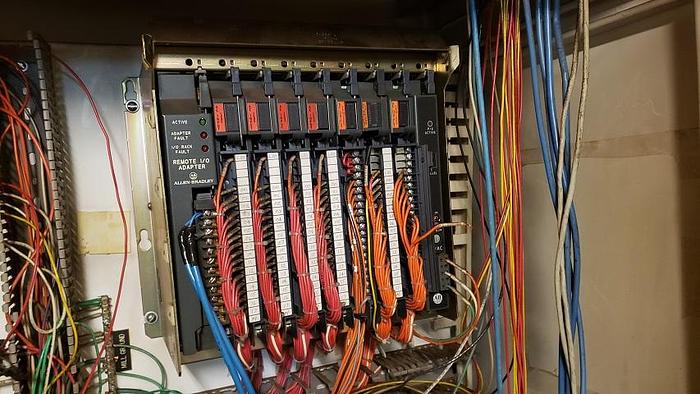 Used SHARP CHAIN SYSTEM C/W 5FT REDUCER BANDMILL