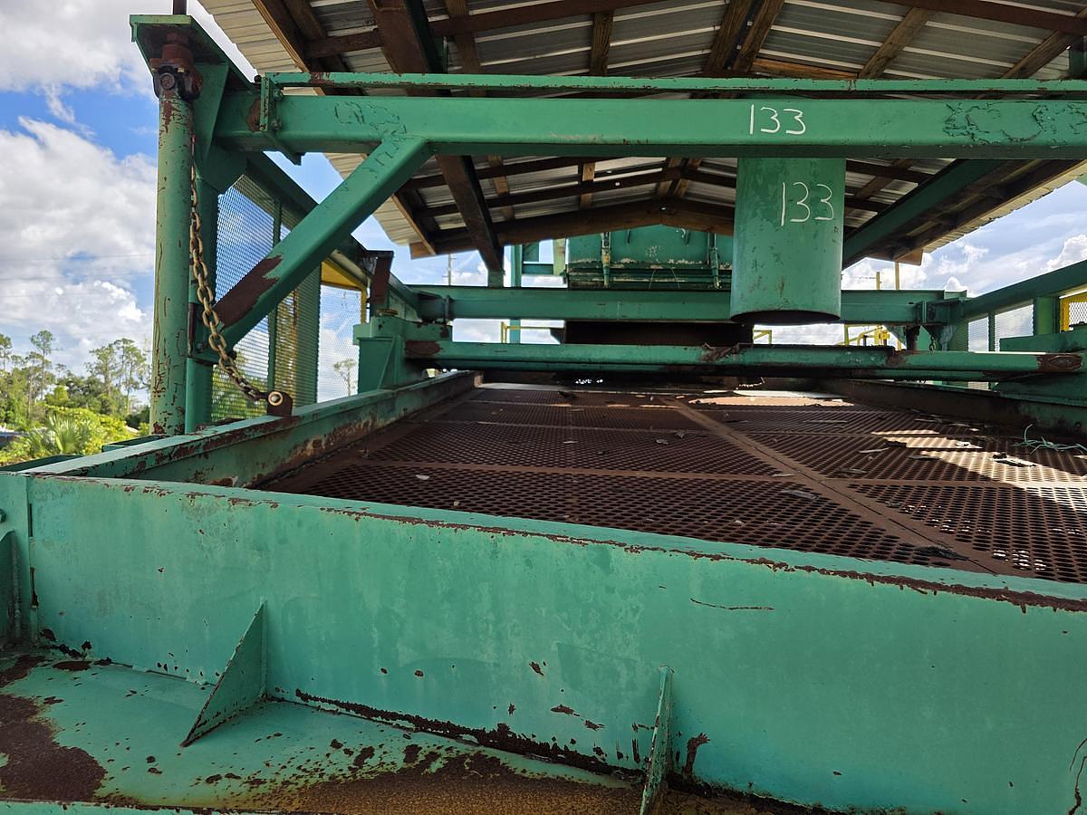 Used Acrowood 12×20 Chip Screen