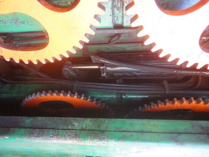 Used 27" NICHOLSON A7 RH DEBARKER