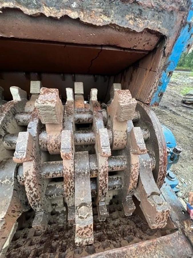 Used WEST SALEM MACHINERY 5472BH HORIZONTAL GRINDER SYSTEM