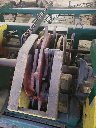 Used PLC LUG LOADER - RH