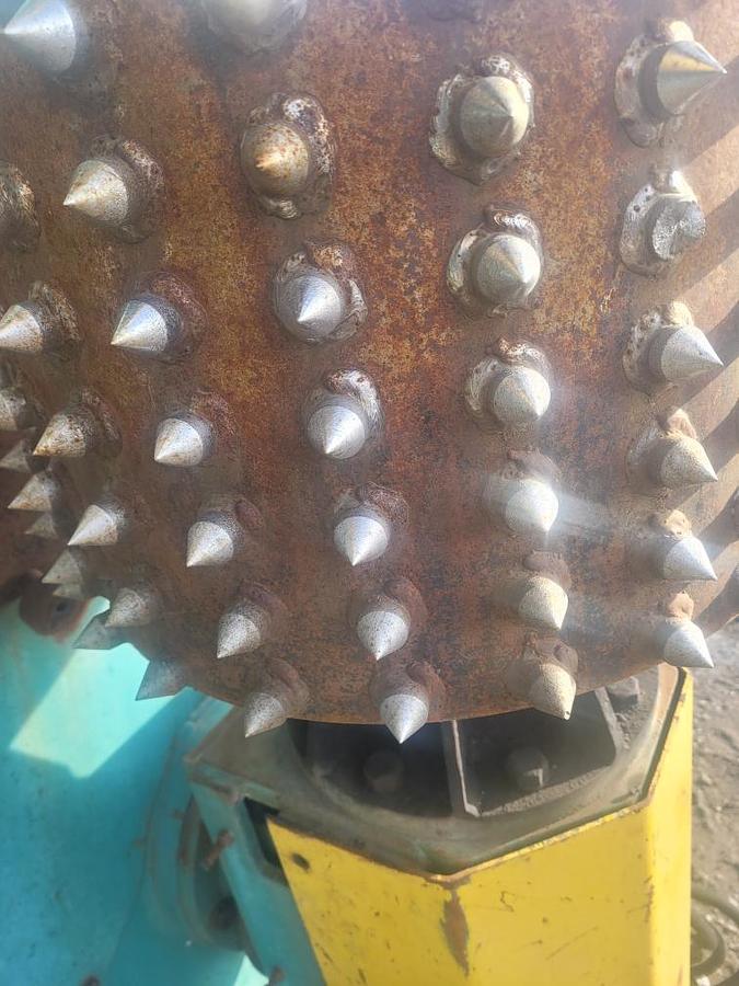 Used 30" FORANO DEBARKER C/W SELFCENTERING INFEED CONVEYOR