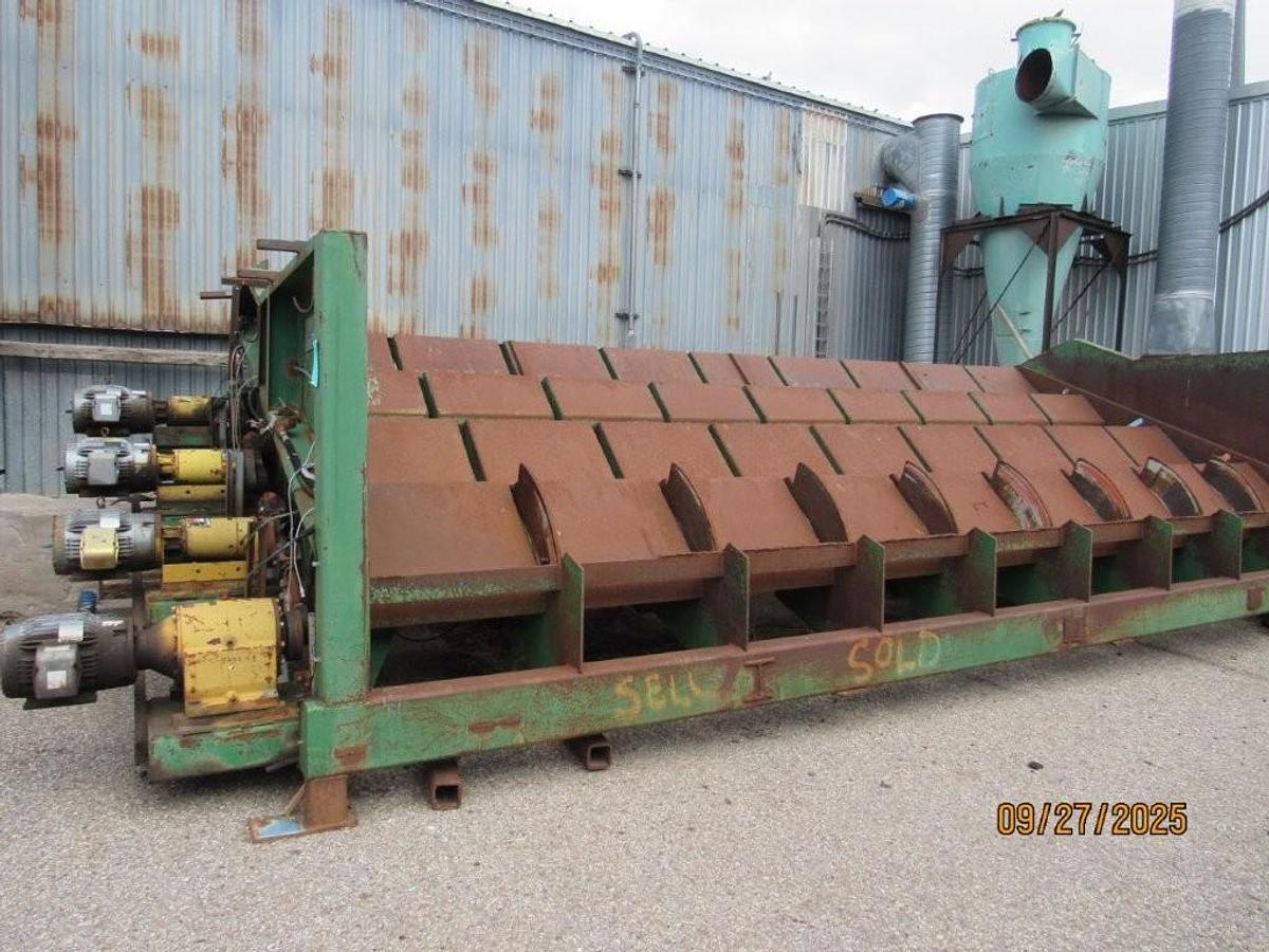 Used NEW WEST (LINDEN) LOG LADDER - ELECTRIC