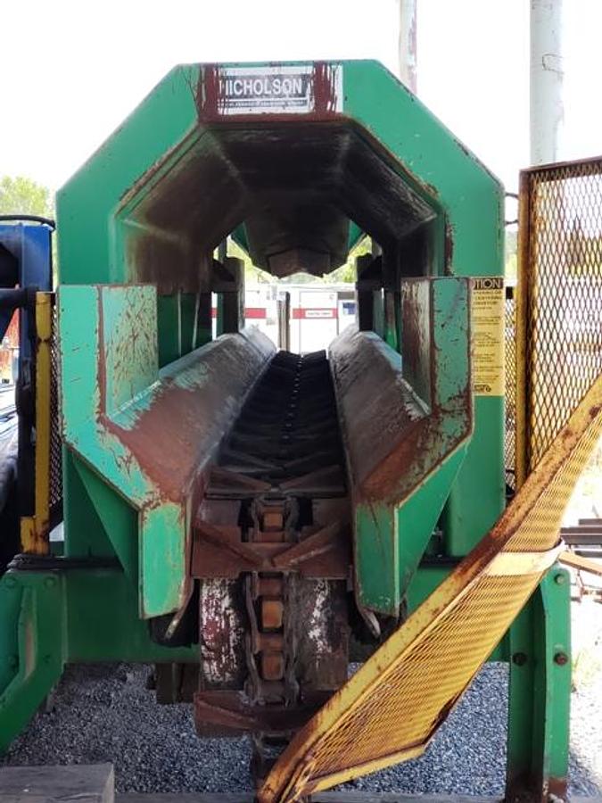 Used 17" NICHOLSON DEBARKER INFEED CONVEYOR