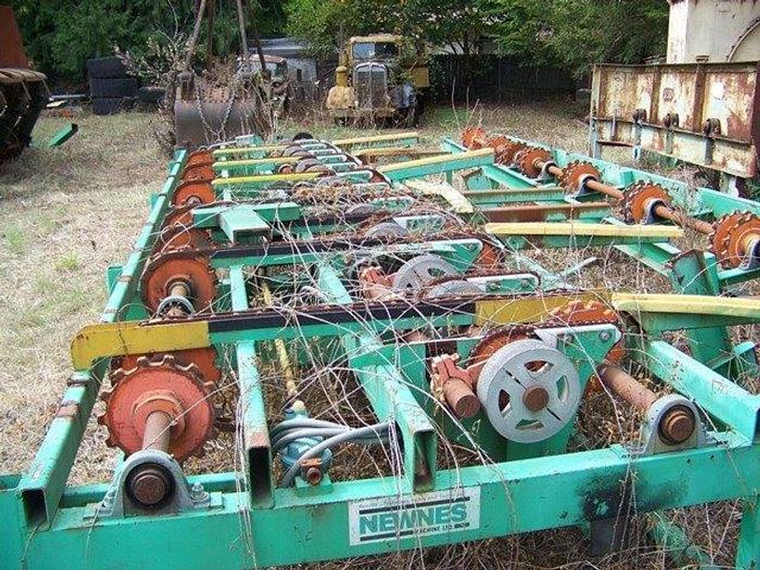 Used 24' Newnes Lug Loader - RH