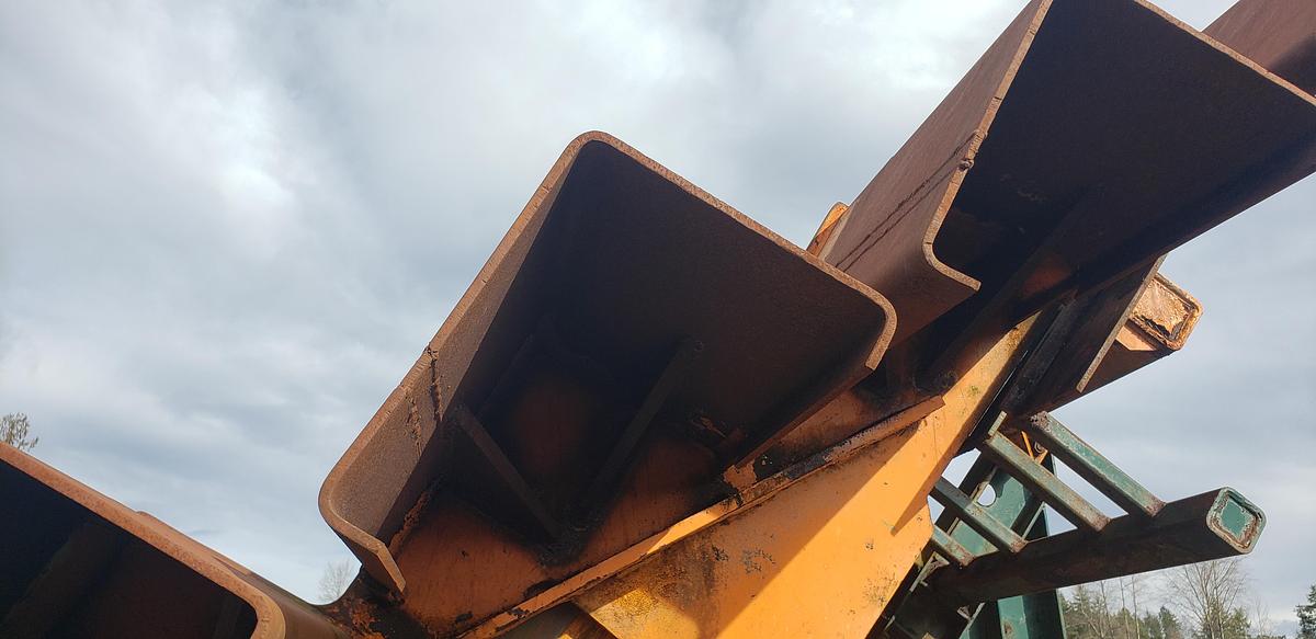 Used 20' LES ACIER JP DOUBLE ACTING STEP FEEDER