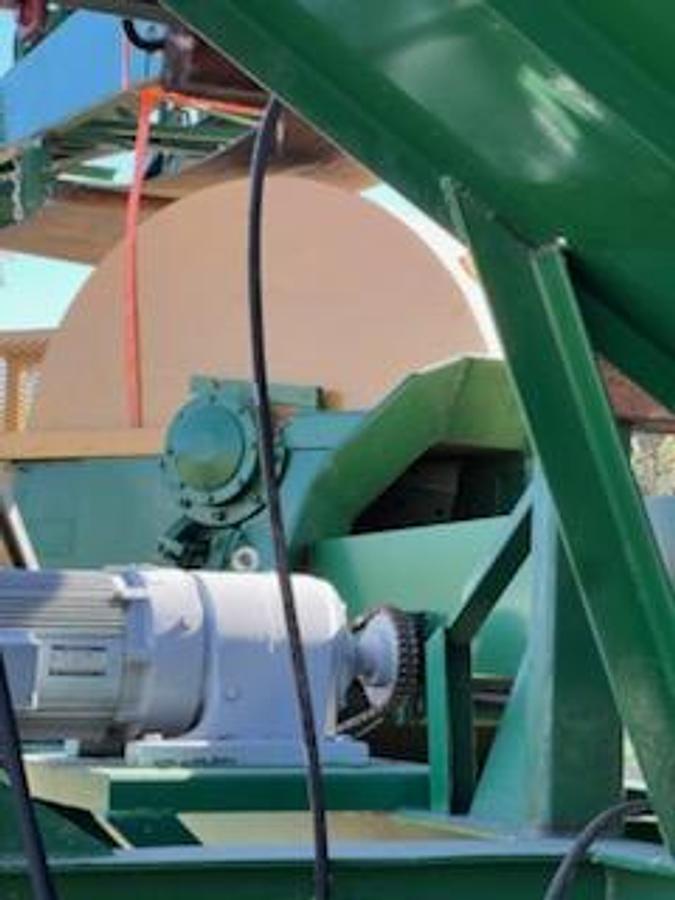 Used PRECISION 58" 6 KNIFE PORTABLE CHIPPER