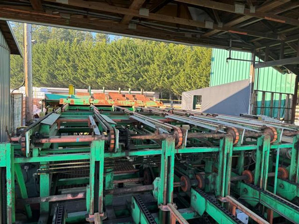 Used TILT HOIST / STACKER SYSTEM