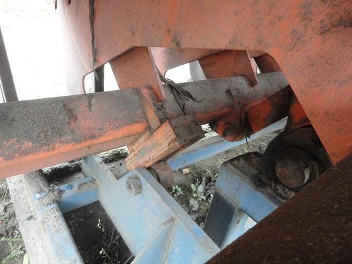 Used MAXITOUR 16FT WAVE FEEDER (32-6575)