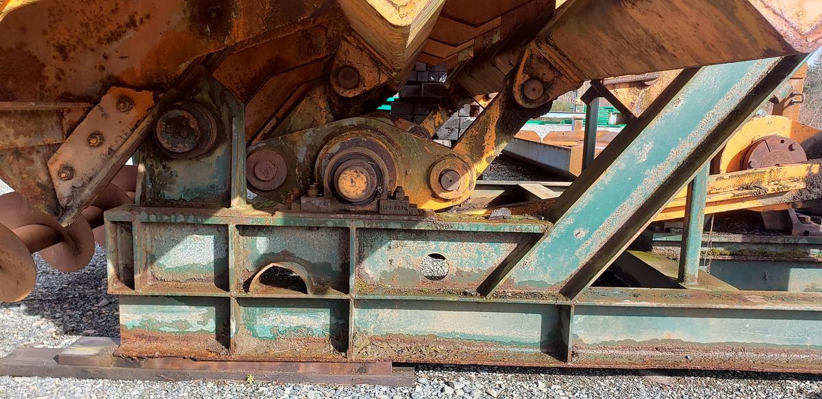 Used 20' LES ACIER JP DOUBLE ACTING STEP FEEDER