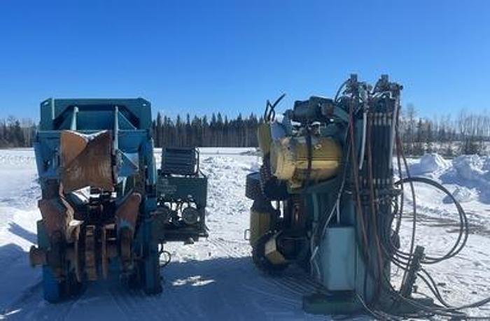 Used 30" FORANO DEBARKER C/W SELFCENTERING INFEED CONVEYOR