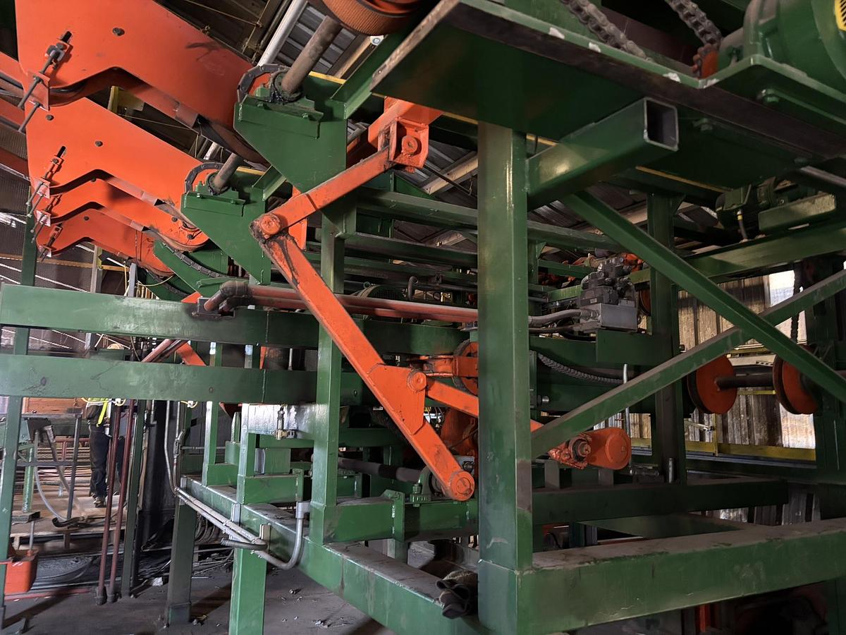 Used PLANERMILL STACKER - 16 FOOT