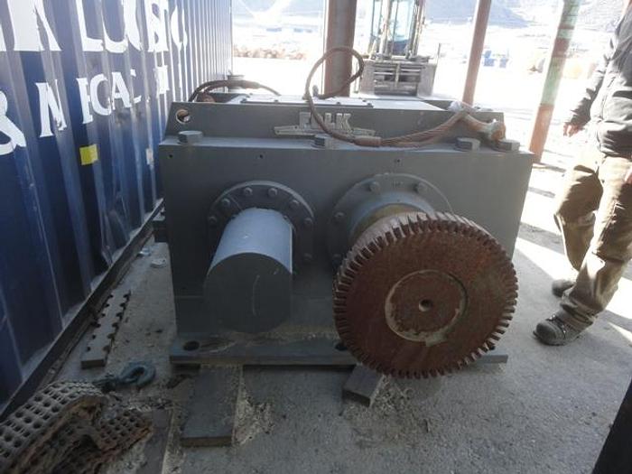 Used 112" CARTHAGE CHIPPER (MODIFIED TO FIVE (5) KNIFE