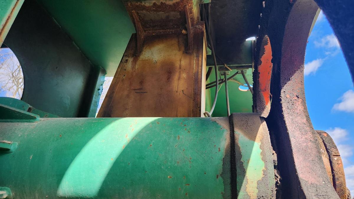 Used 35" NICHOLSON A5 DEBARKERS LH (TWO AVAILABLE)