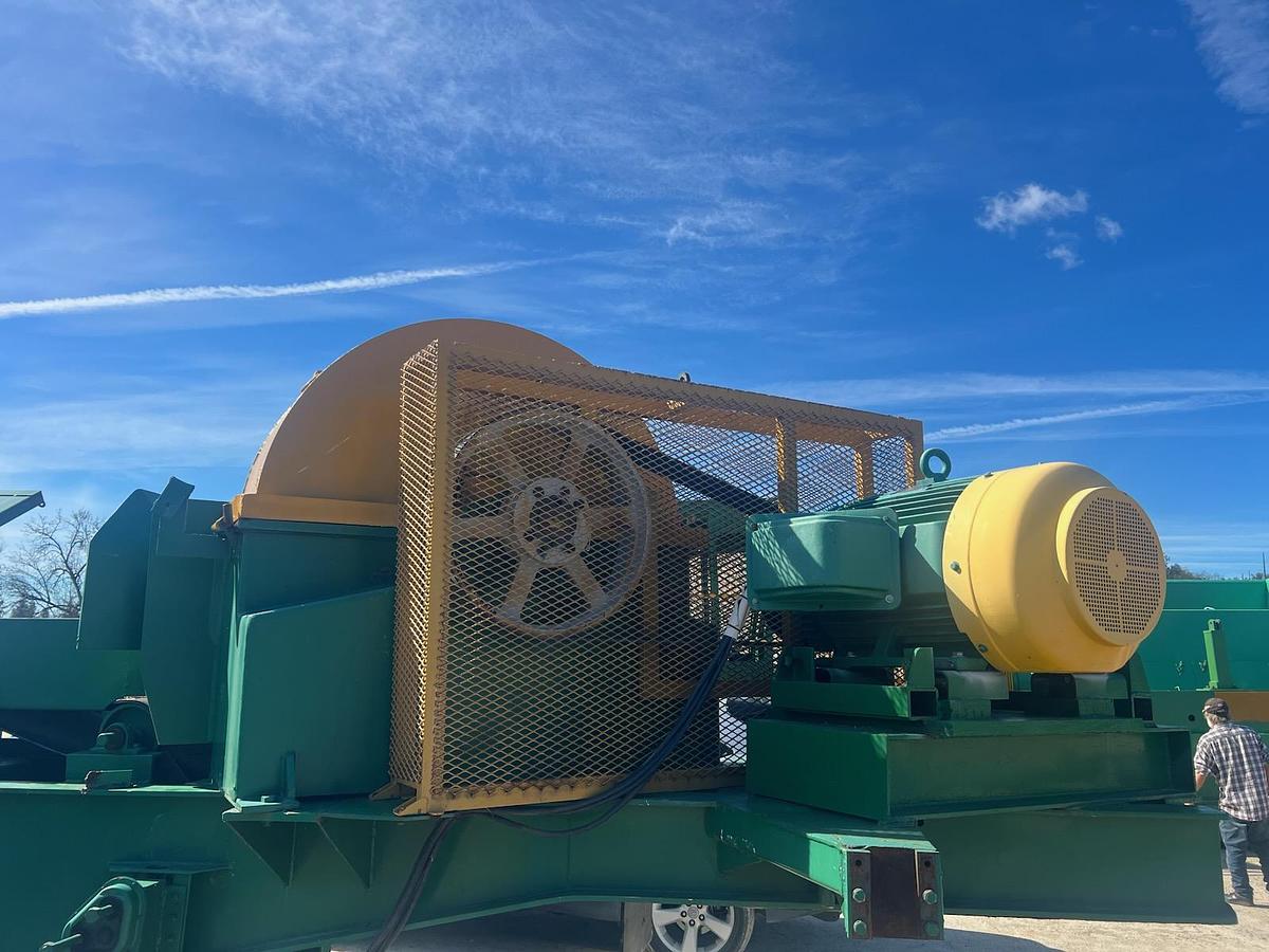 Used PRECISION 58" 6 KNIFE PORTABLE CHIPPER