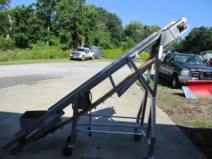 Used Incline Conveyor; Cleated Rubber Belt; 12"Wx10'L