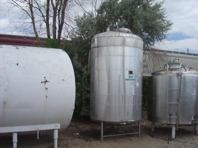 Usado 1500 GALLON INSULATED STORAGE TANK