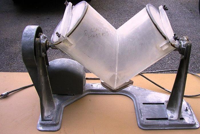 Patterson Kelley Plastic Twin Shell Blender LB 6098