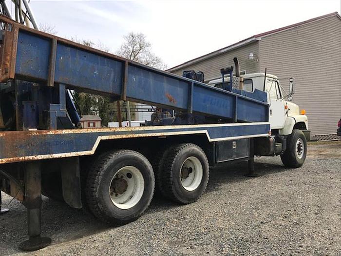 Used 1996 Speedstar SD300 Drill Rig