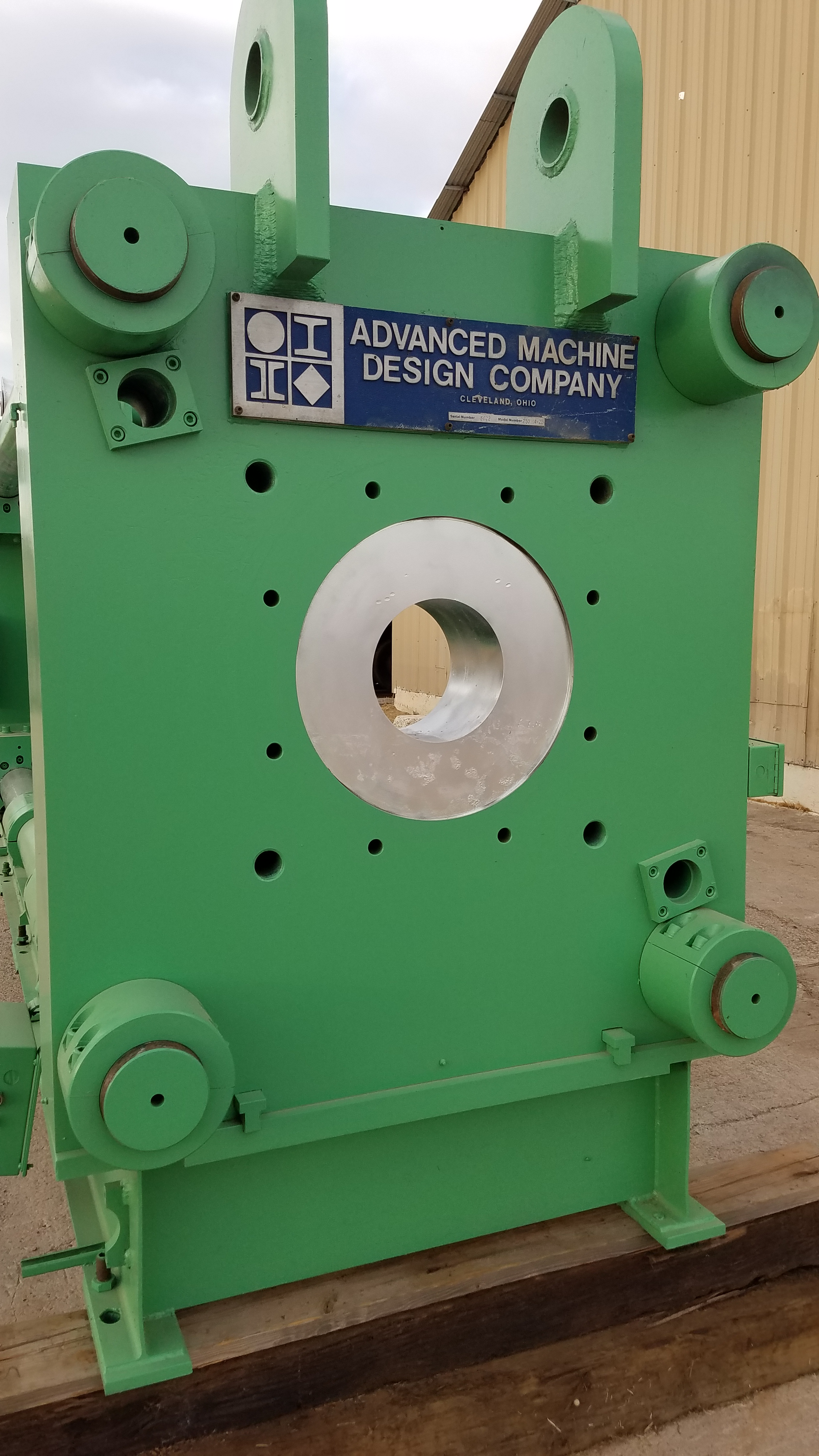 Used 250 Ton Advanced Machine Horiz. Hyd. Press