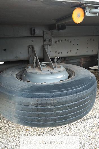 Usado 1992 SCANIA R 113M 380 6X2 26 ton Cold room
