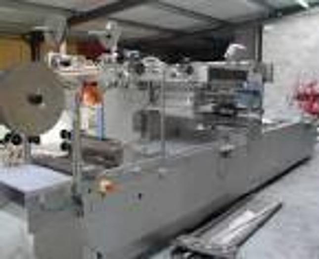 Refurbished MULTIVAC 5200 ROLLSTOCK THERMOFORM PACKER (#731C)