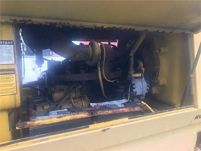 Used 2001 KOMATSU GD530A