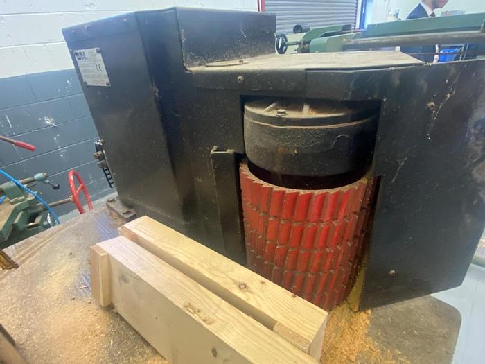 Used 2000 Griggio SNAC 740 RS3 Bandsaw with Feeder