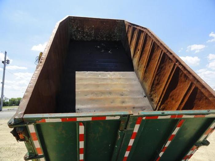 Used 2002 INTERNATIONAL DURASTAR 4400