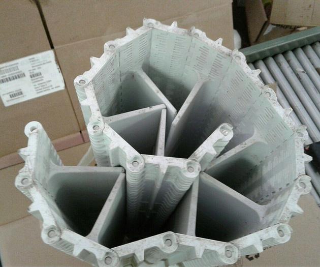Used PLASTIC FLIGHTED CONVEYOR BELT 23"x3.1 feet