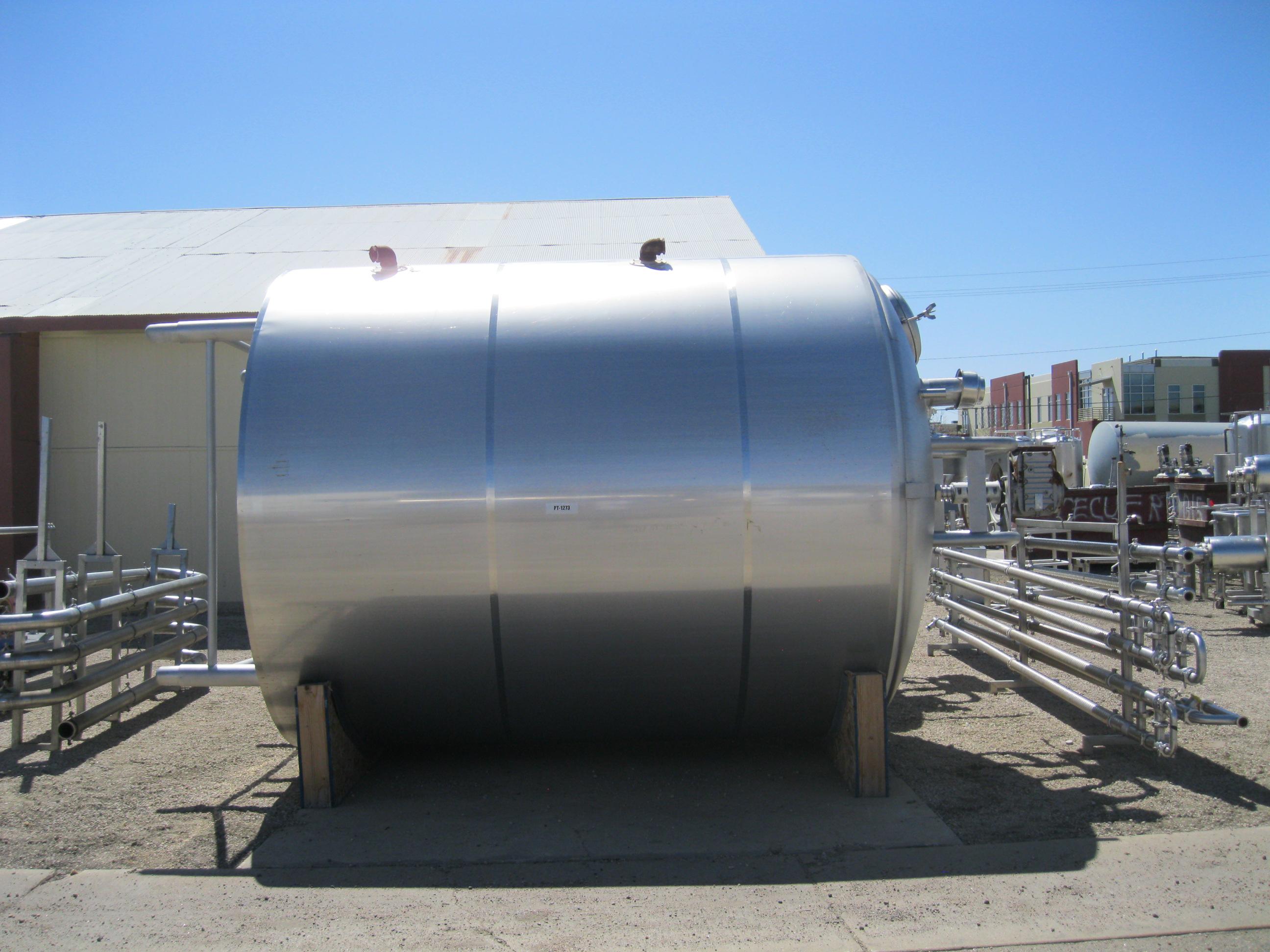 Used 4000 GALLON PROCESSOR TANK.  DCI SERIAL C98-D5308-B