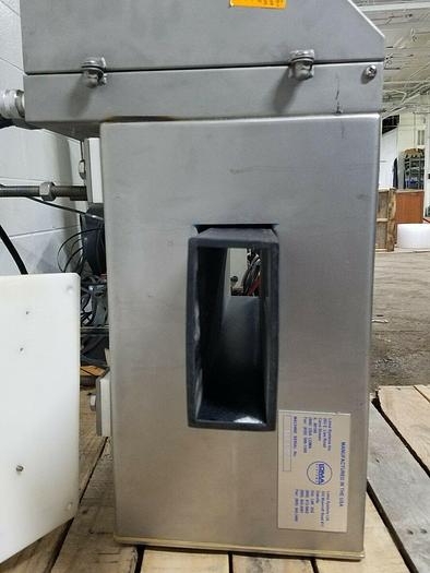 Used LOMA SYSTEMS IQ2 METAL DETECTOR 3" x 6" opening