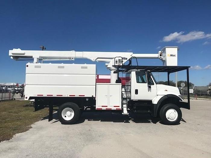 Used 2006 International 7300 Altec LRV-58 63ft Forestry Bucket Truck - C89011