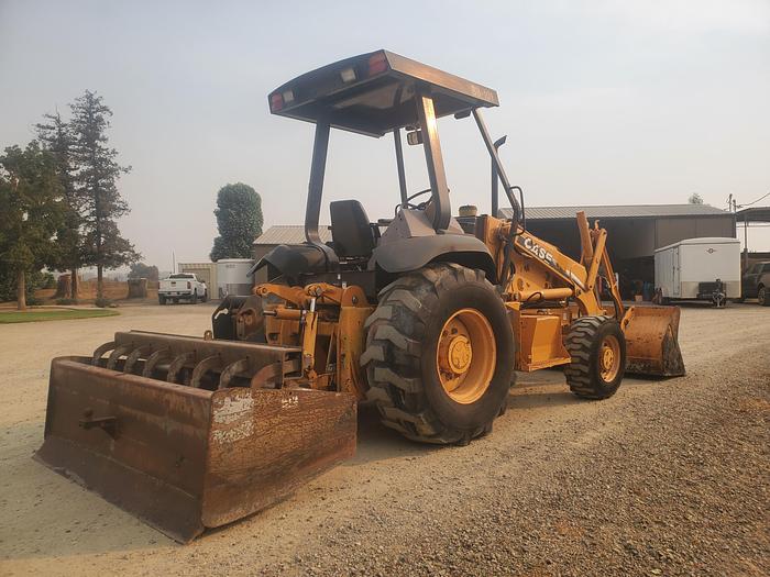 Used 2004 CASE 570M XT