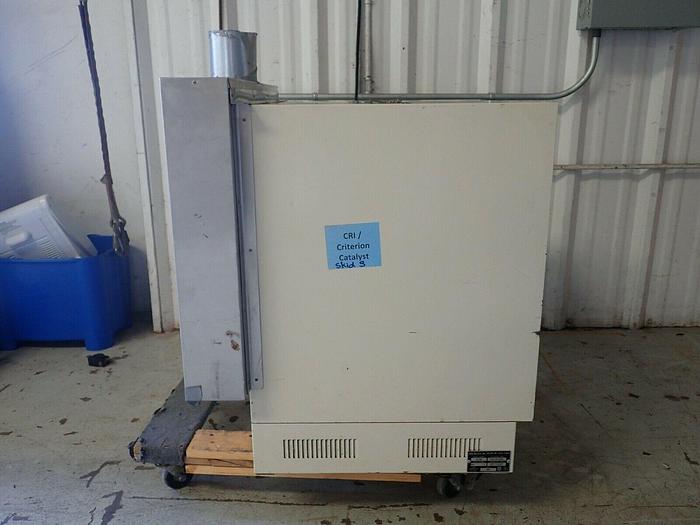 Used Blue M OV-18A Laboratory Oven, 1900 Watts, 120V/1PH/60HZ, w/ Red Lion Controller