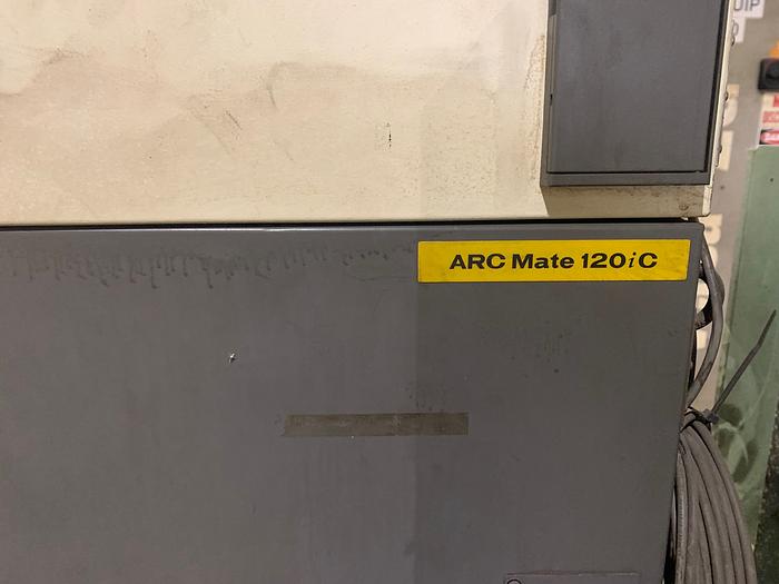 Used GENESIS VERSA 2G DUAL TRUNNION MIG WELDING CELL YR.1998 W/FANUC ARCMATE 120IC/10L ROBOT YR. 2008