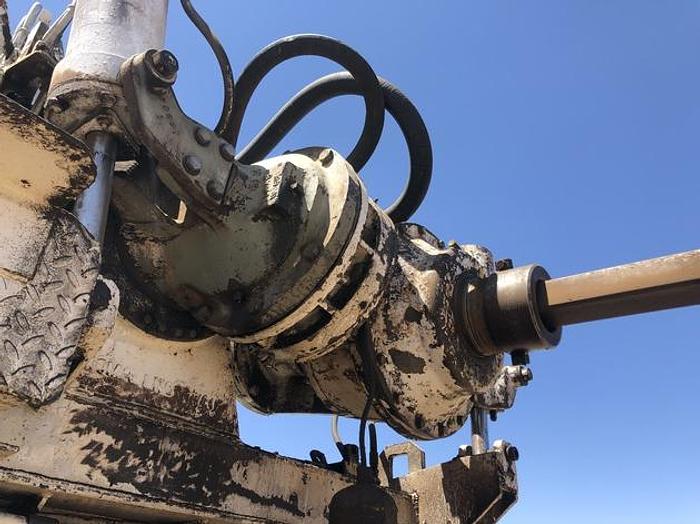 Used HB21242 Texoma 330 mounted on a 1985 Ford LT9000 Texoma 330