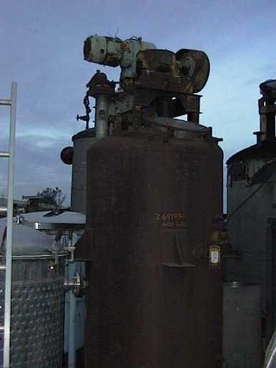 Used Tank, 600 Gallon, S/st, 3 HP Agit, Coil, #Z691880
