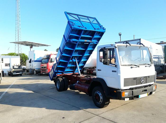 Usado 1987 MERCEDES-BENZ 1320 Intercooler tipper