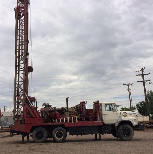 Used 1989 Speedstar 30K Drill Rig