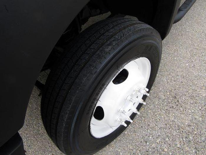 Used Versalift VST40-MH 45ft Bucket Boom on 2015 Ford F550 4x4 Utility Truck - 44904