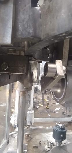 Used MRM 8 piston filler rotary w liter pistons